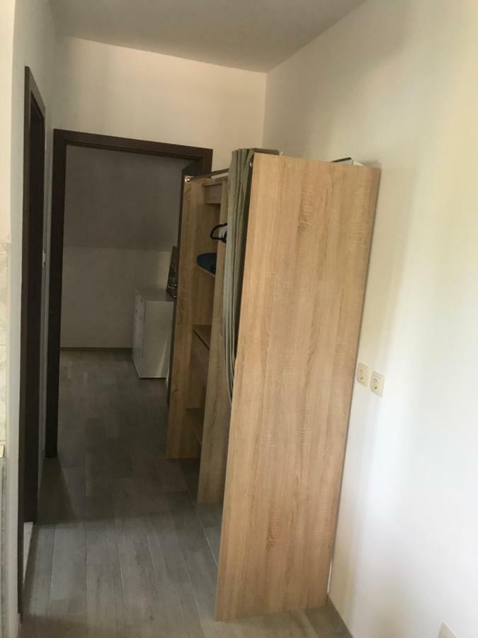 Guesthouse Ruza Sobra Apartments In The Attic Of The House المظهر الخارجي الصورة